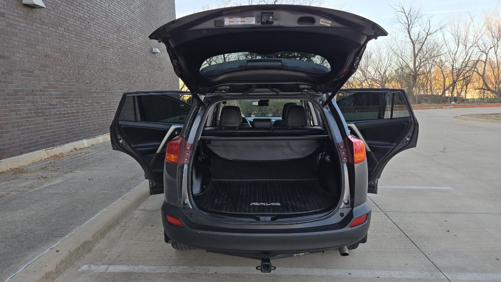 2015 Toyota Rav4 Image 19