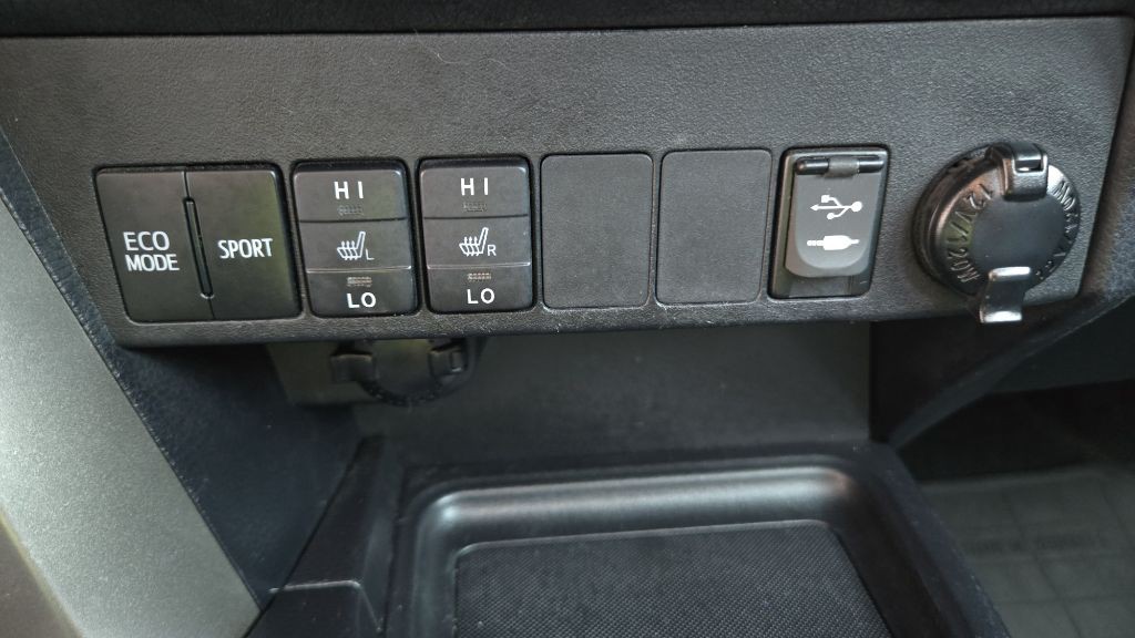 2015 Toyota Rav4 Image 48