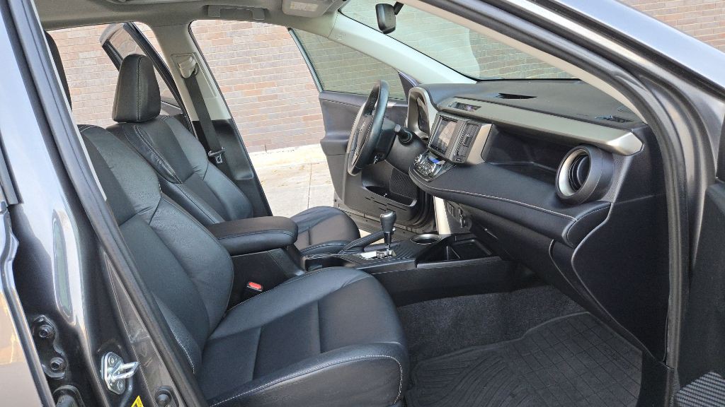 2015 Toyota Rav4 Image 54