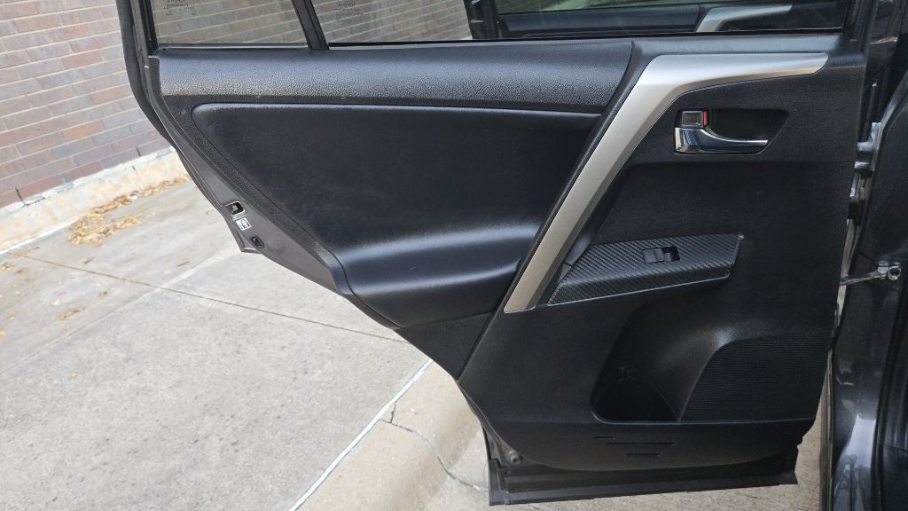 2015 Toyota Rav4 Image 61