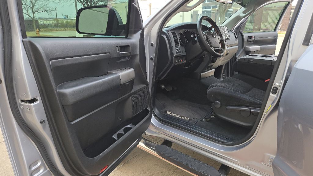 2013 Toyota Tundra Image 32