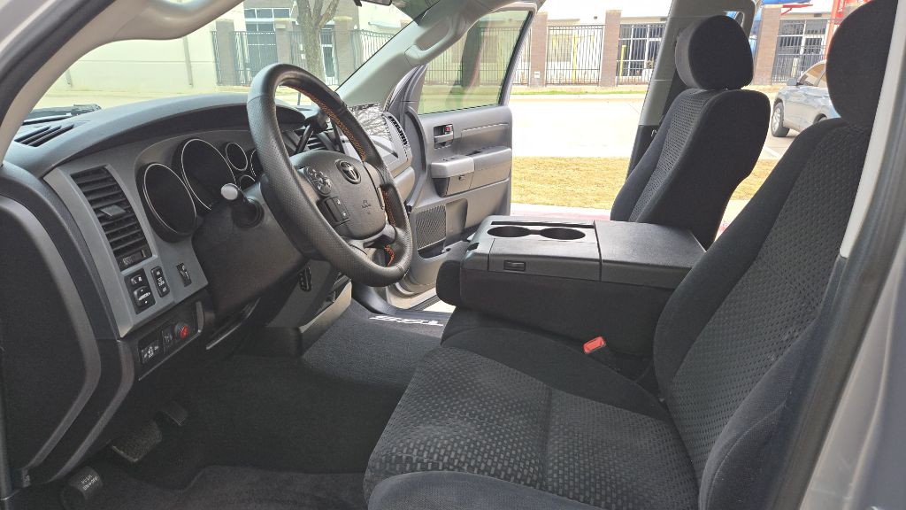 2013 Toyota Tundra Image 35