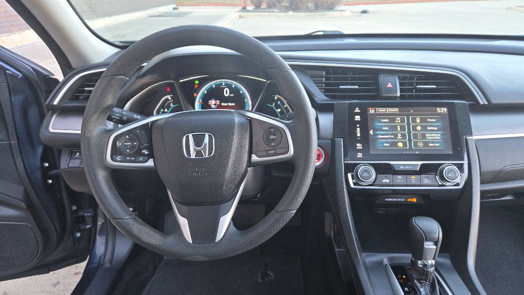 2016 Honda Civic Image 31