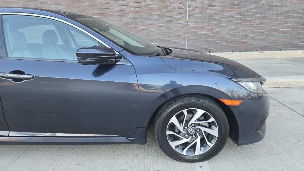 2016 Honda Civic Image 9