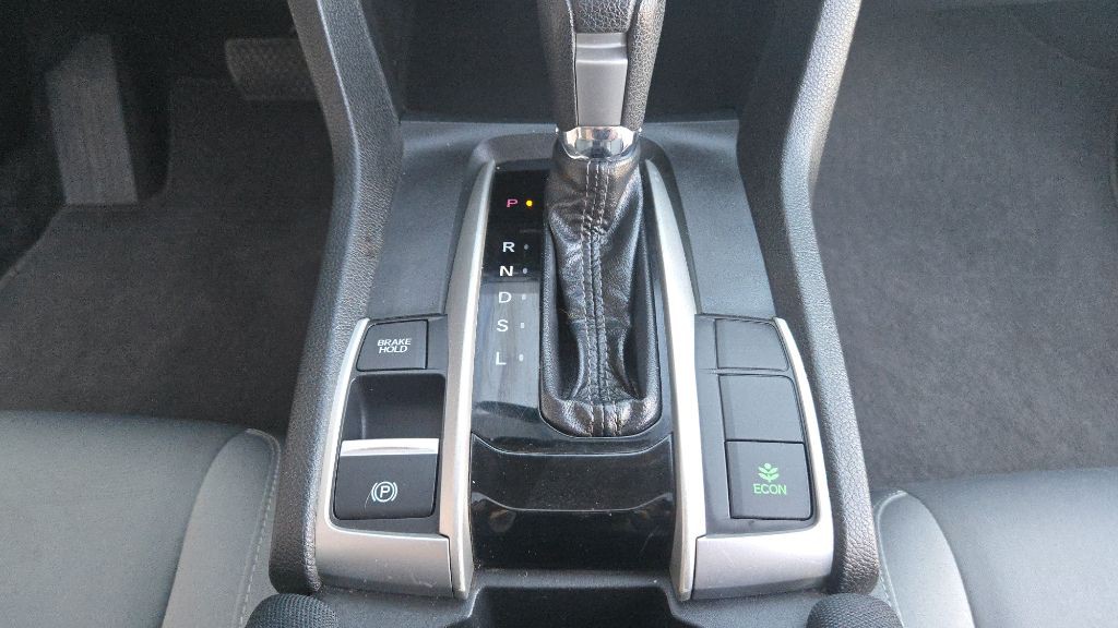 2016 Honda Civic Image 38