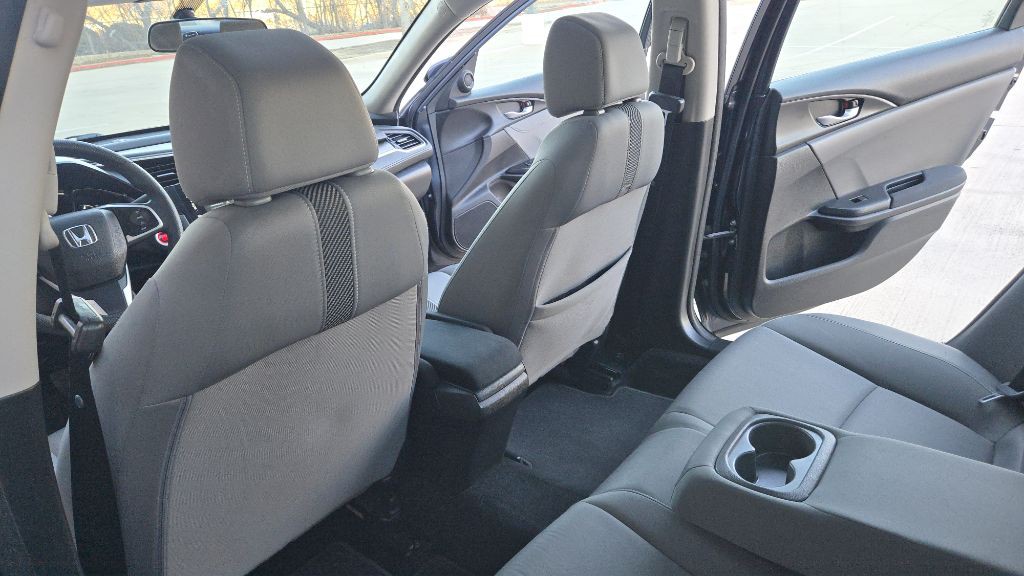 2016 Honda Civic Image 56