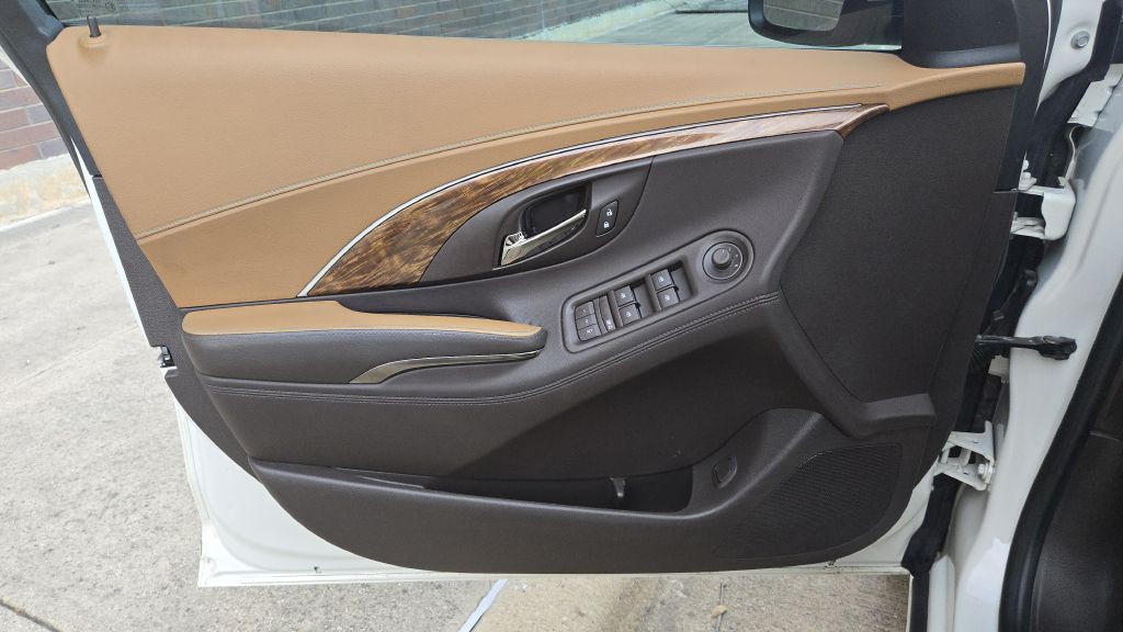 2014 Buick Lacrosse Image 23