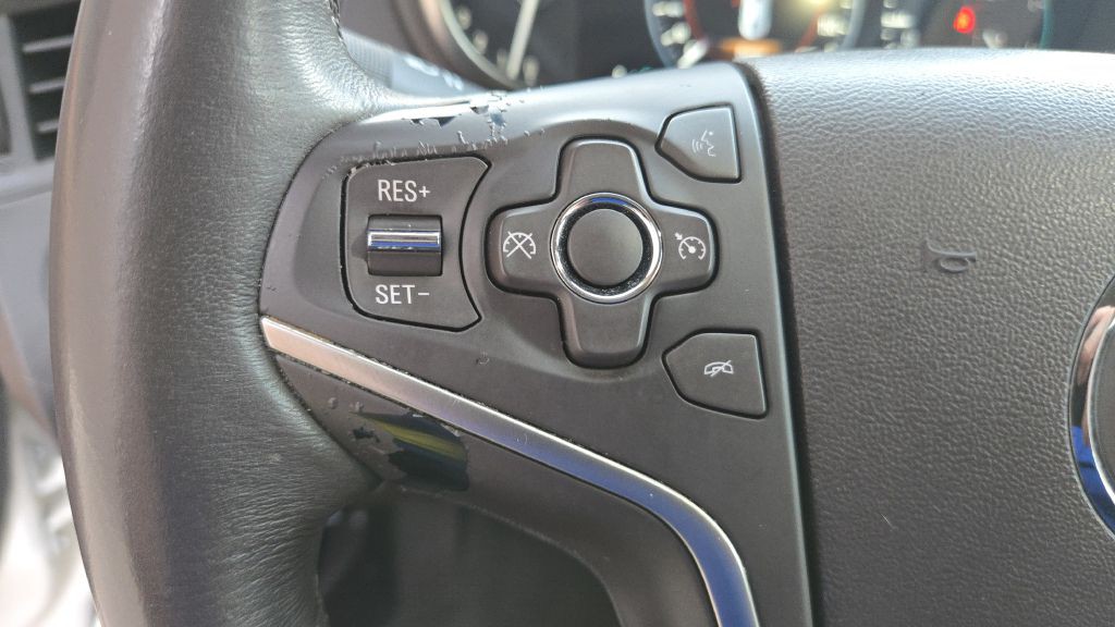 2014 Buick Lacrosse Image 32