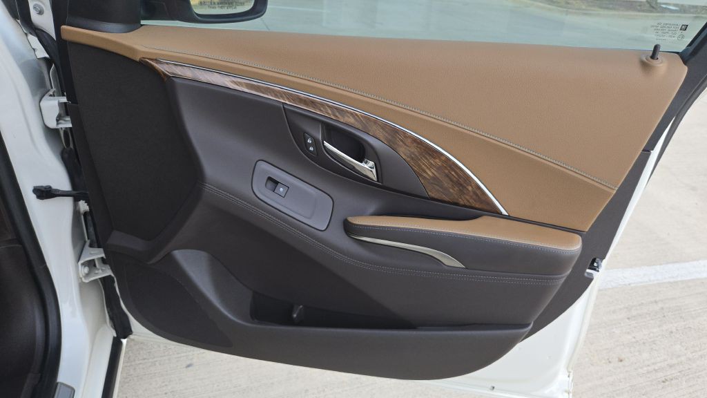 2014 Buick Lacrosse Image 45