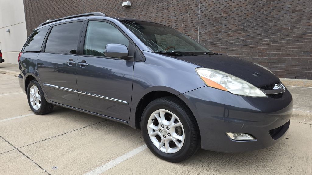 2006 Toyota Sienna Image 1