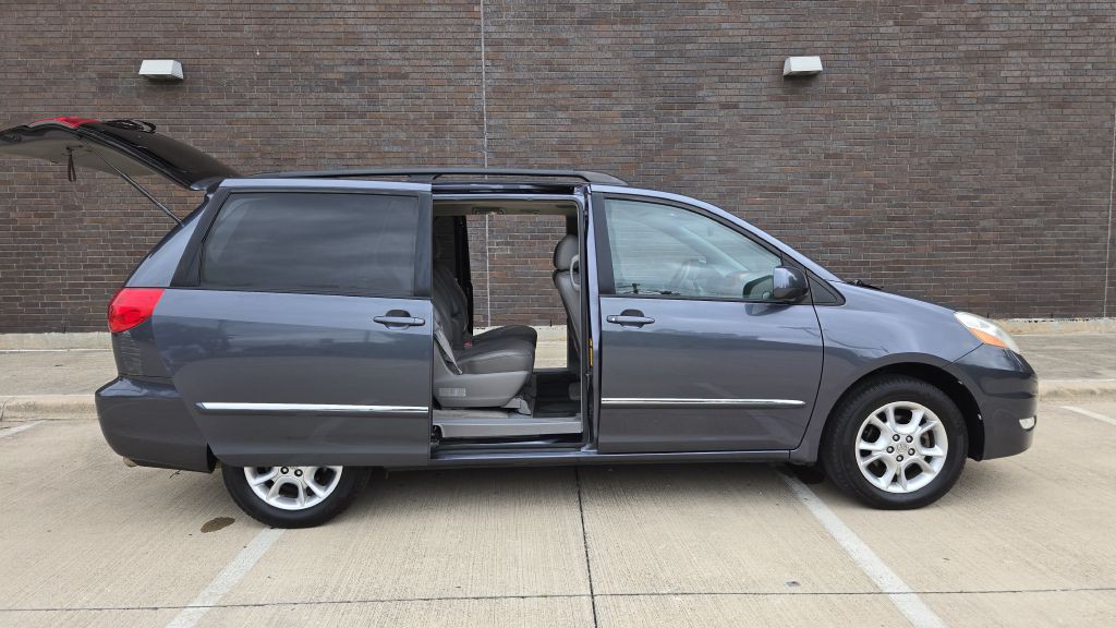 2006 Toyota Sienna Image 3