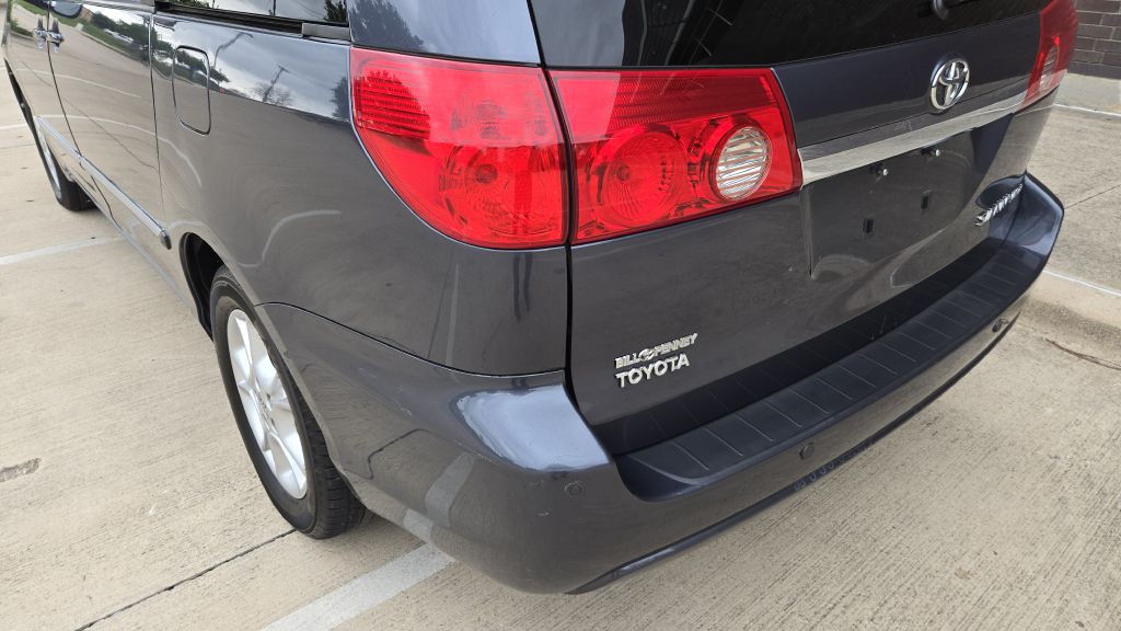 2006 Toyota Sienna Image 22