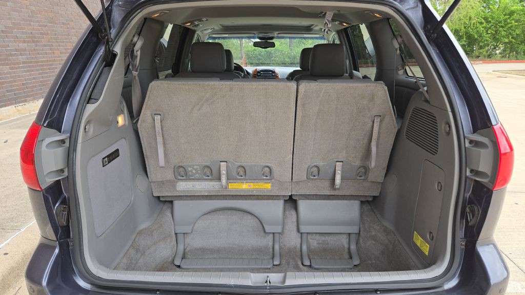 2006 Toyota Sienna Image 25