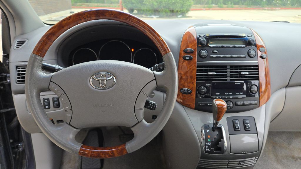 2006 Toyota Sienna Image 41