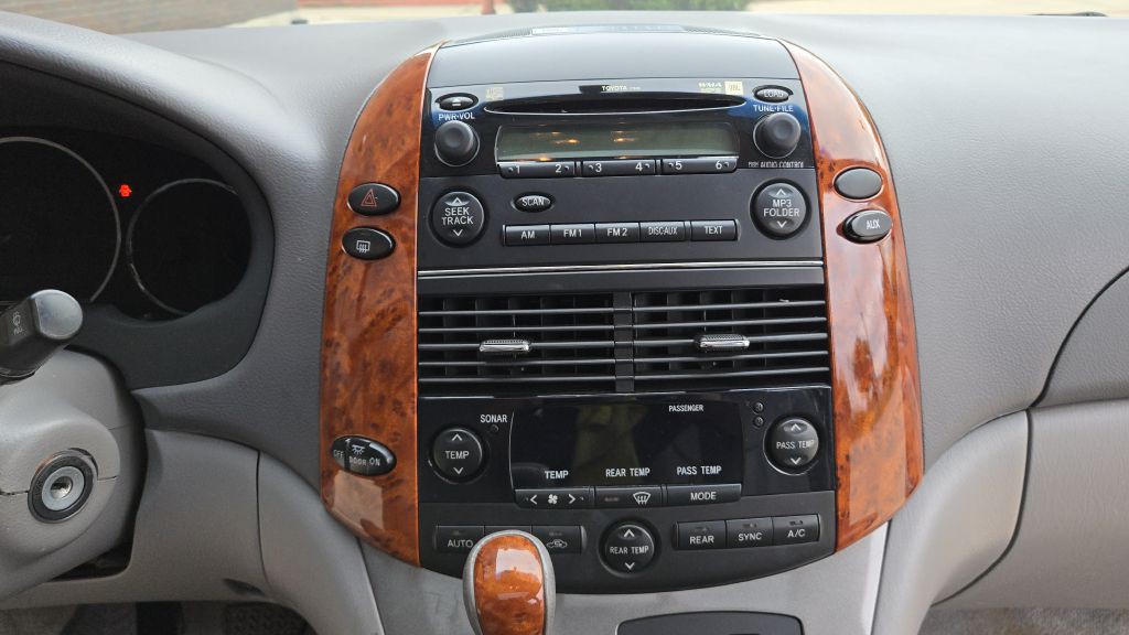 2006 Toyota Sienna Image 47