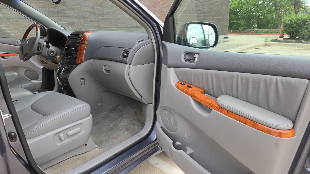 2006 Toyota Sienna Image 57
