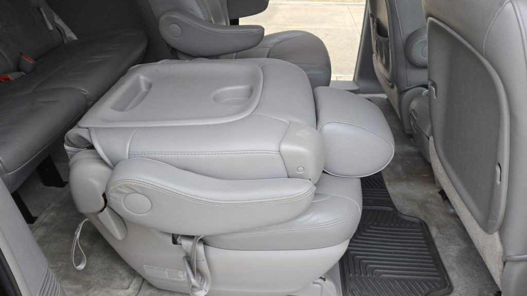 2006 Toyota Sienna Image 67