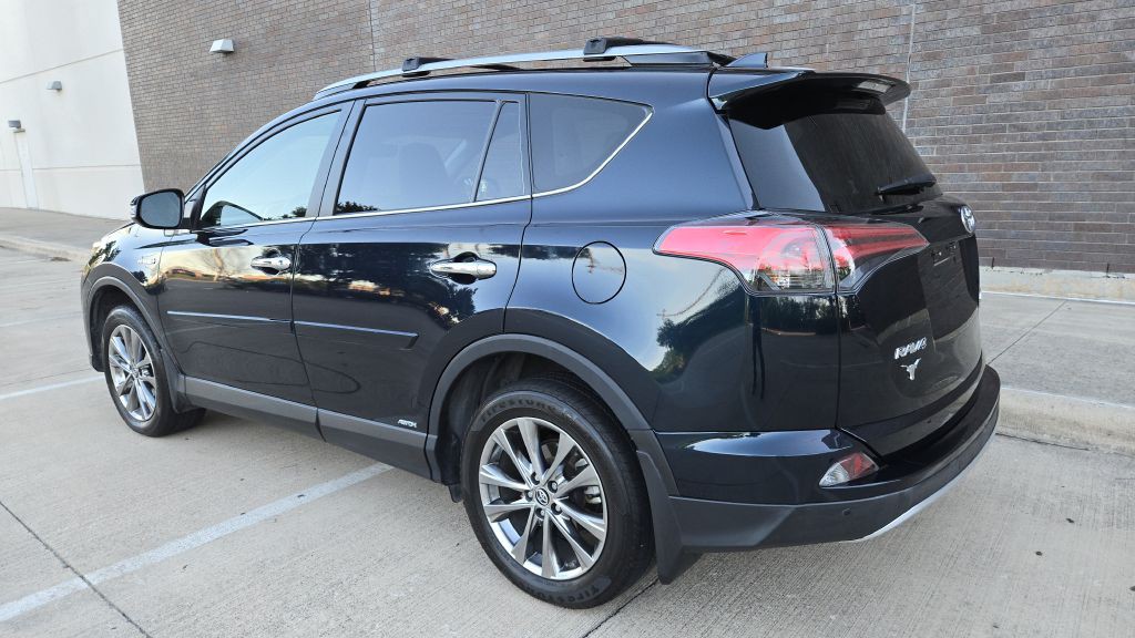 2018 Toyota Rav4 Image 6