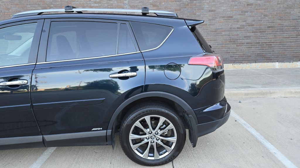 2018 Toyota Rav4 Image 19