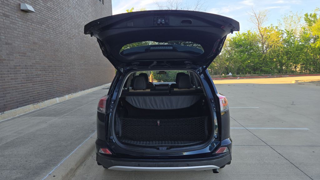 2018 Toyota Rav4 Image 21