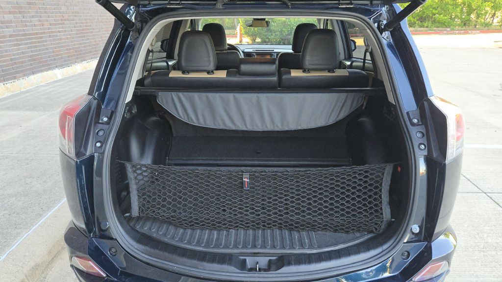 2018 Toyota Rav4 Image 23