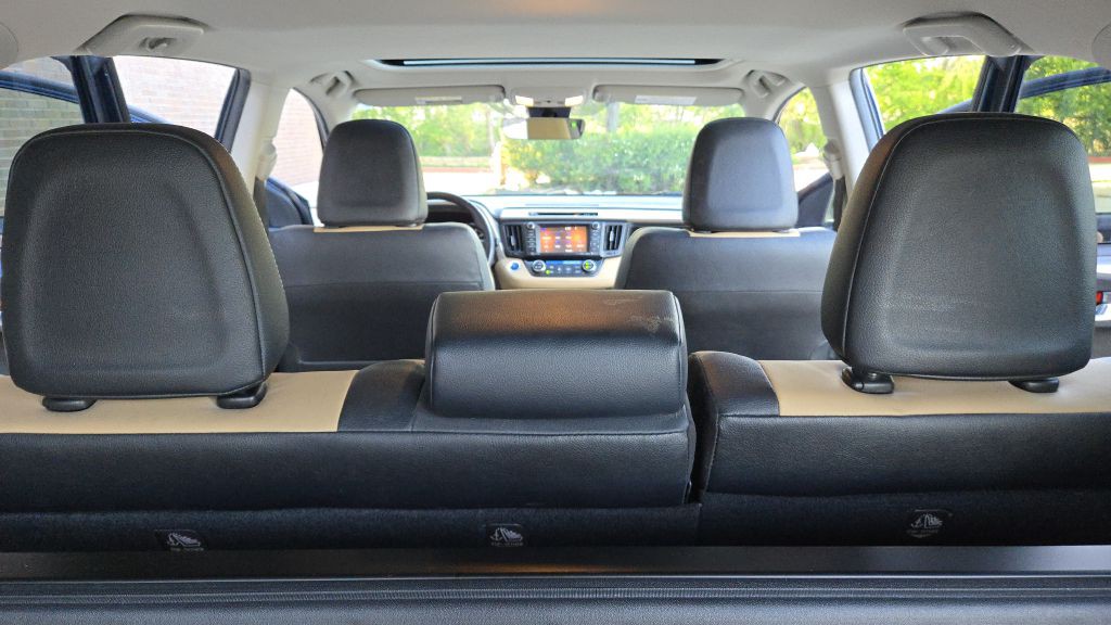 2018 Toyota Rav4 Image 24