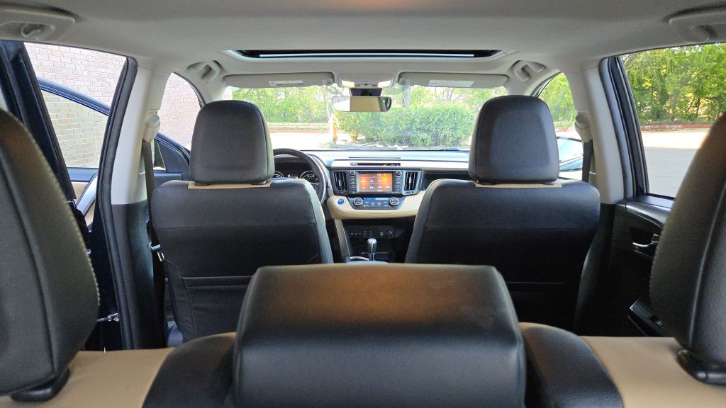 2018 Toyota Rav4 Image 35