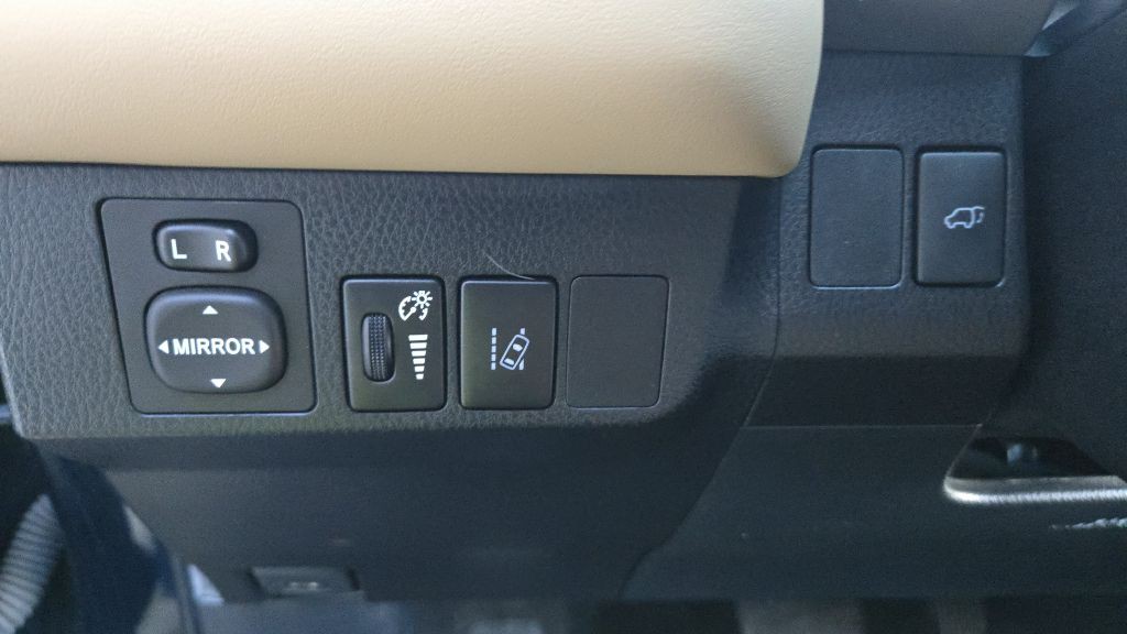 2018 Toyota Rav4 Image 43