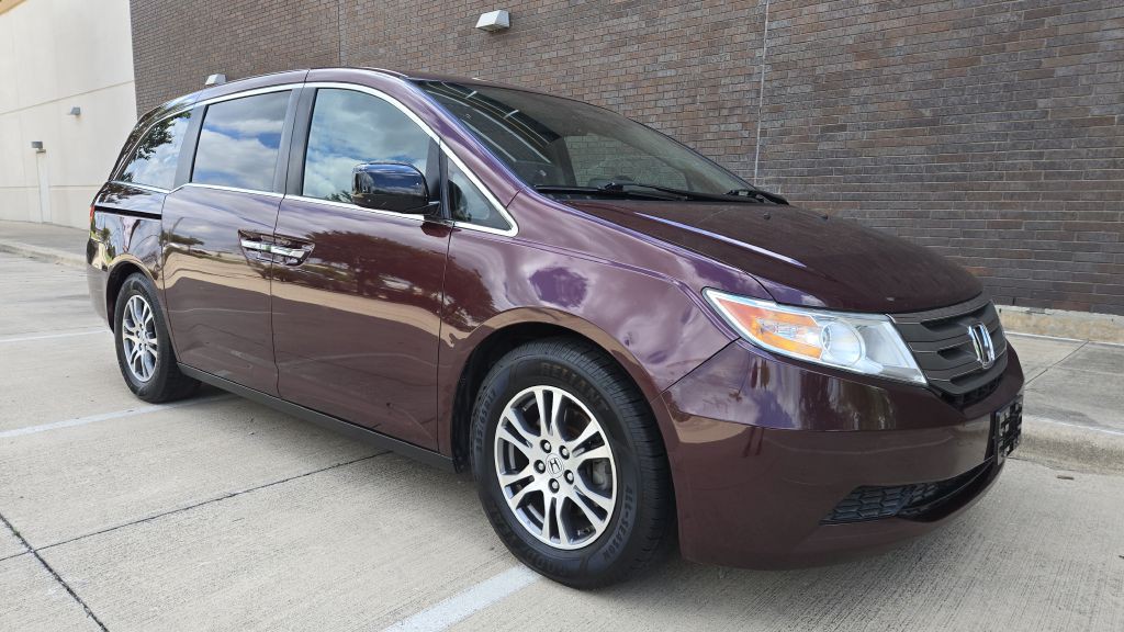 2013 Honda Odyssey Image 1