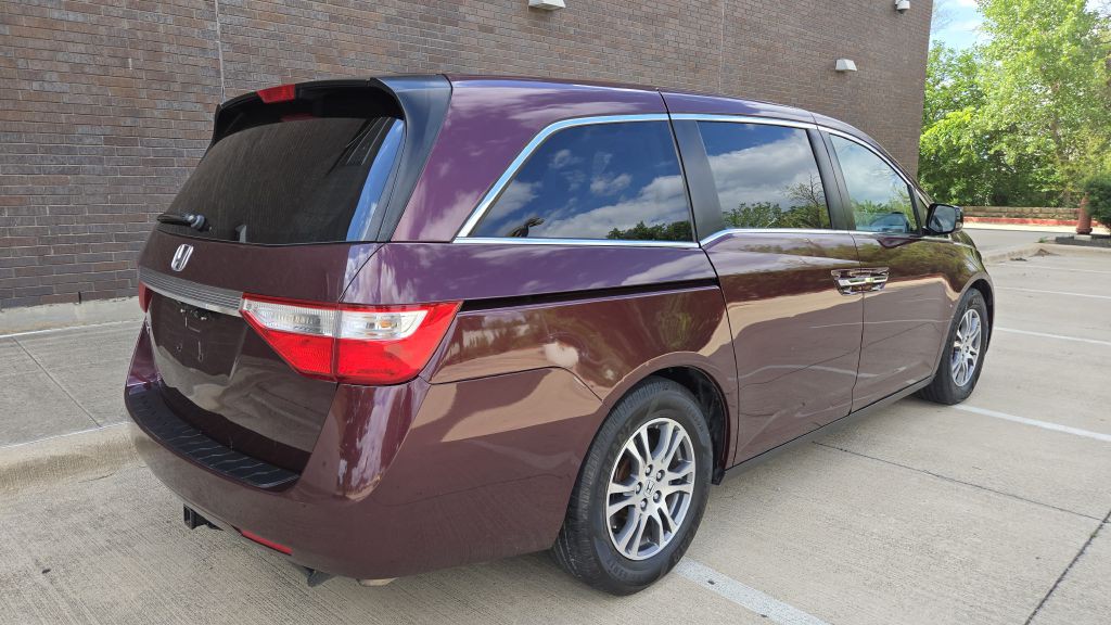 2013 Honda Odyssey Image 8