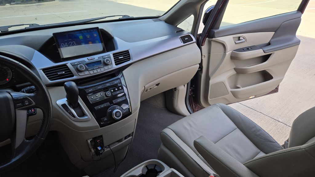 2013 Honda Odyssey Image 36