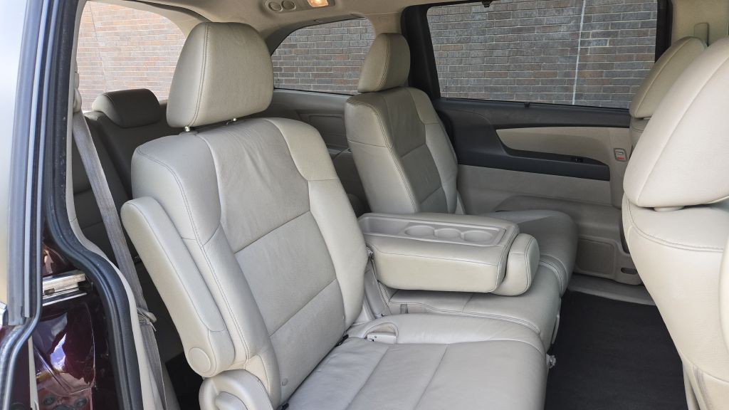 2013 Honda Odyssey Image 48