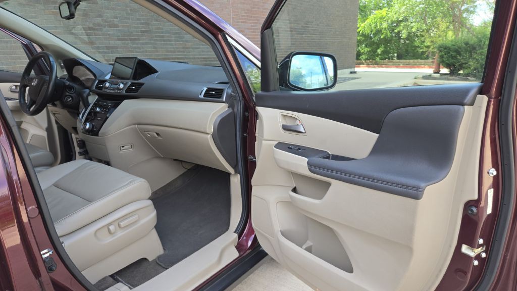 2013 Honda Odyssey Image 59