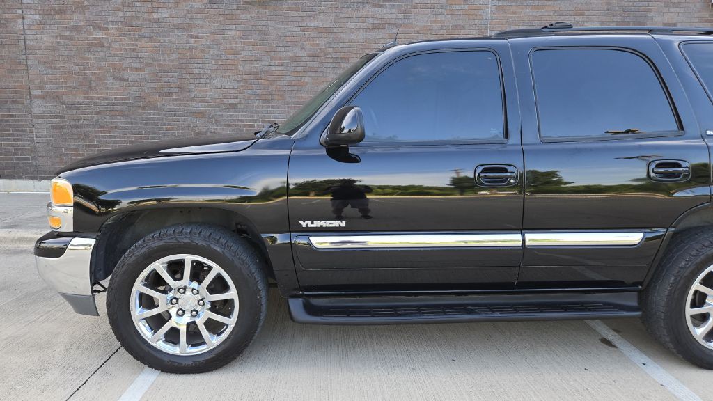 2004 GMC Yukon Image 19