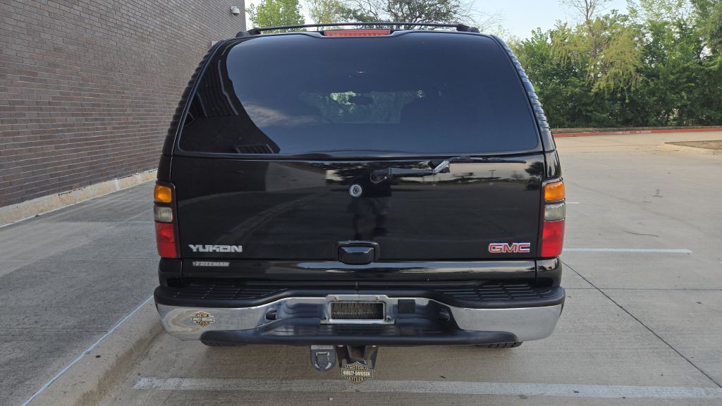2004 GMC Yukon Image 23