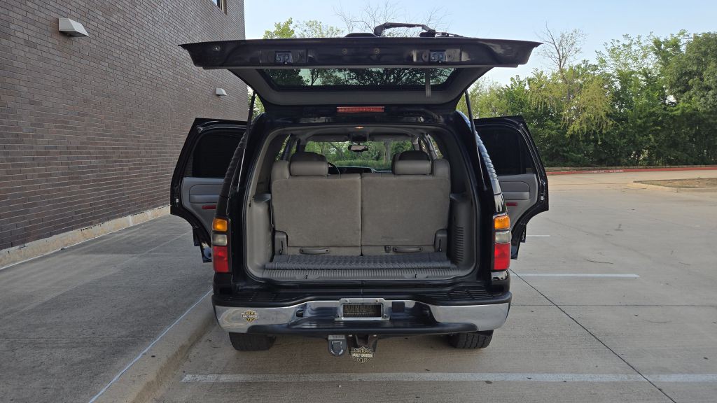 2004 GMC Yukon Image 24