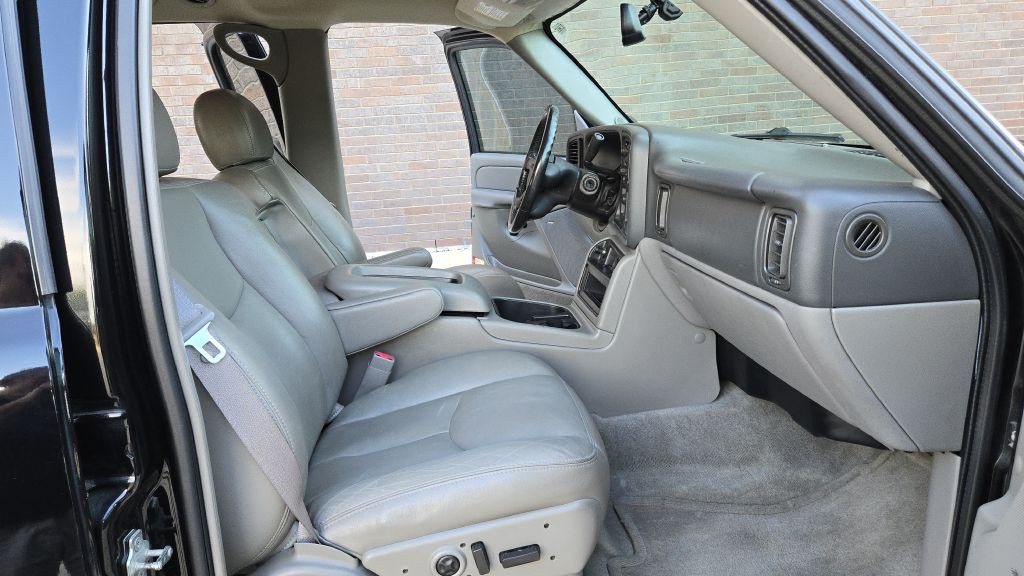 2004 GMC Yukon Image 57