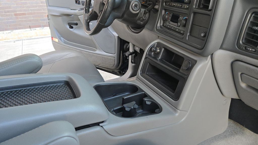 2004 GMC Yukon Image 62
