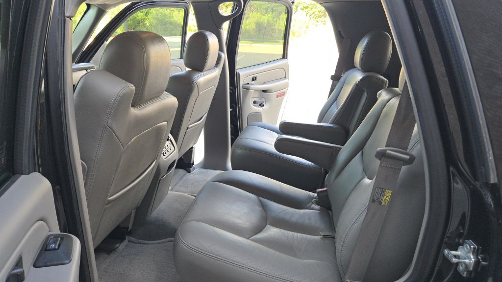 2004 GMC Yukon Image 65