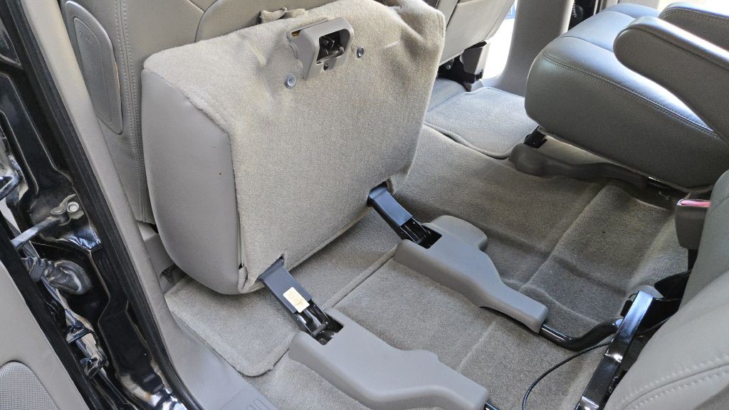2004 GMC Yukon Image 68