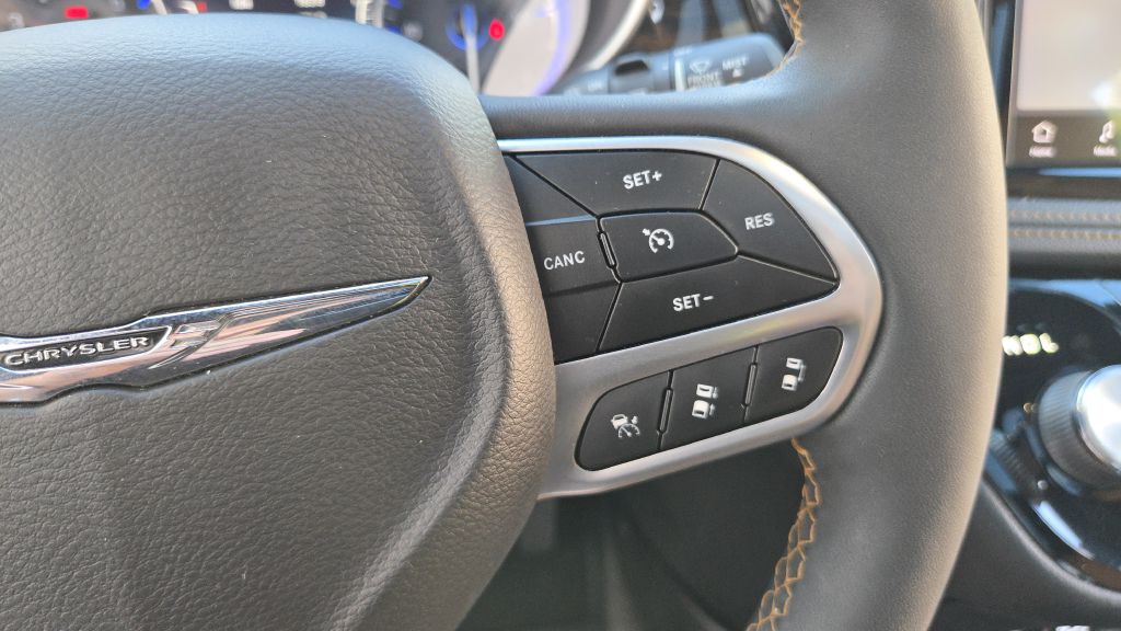 2022 Chrysler Pacifica Image 51