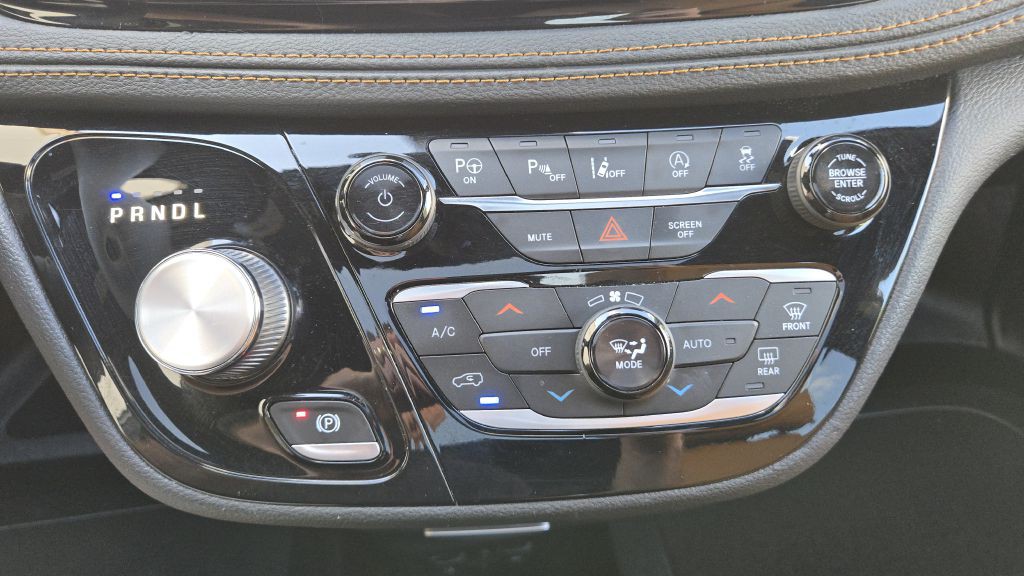 2022 Chrysler Pacifica Image 59