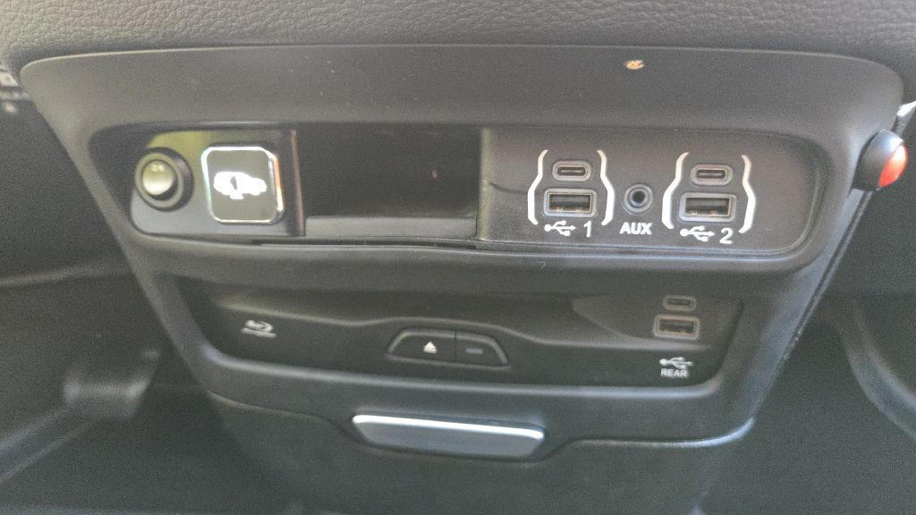 2022 Chrysler Pacifica Image 60