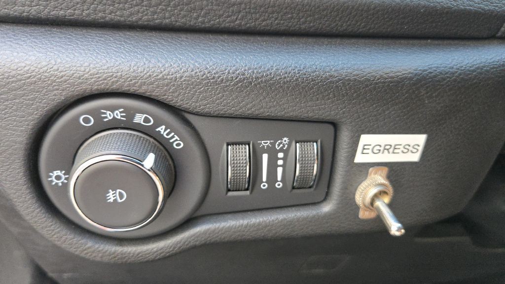 2022 Chrysler Pacifica Image 74