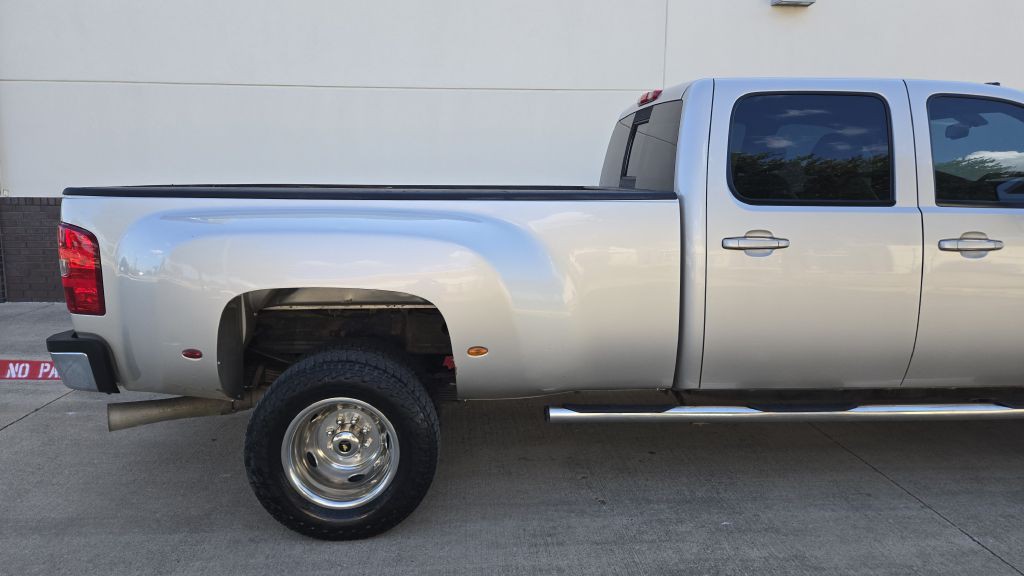 2007 GMC Sierra Image 7