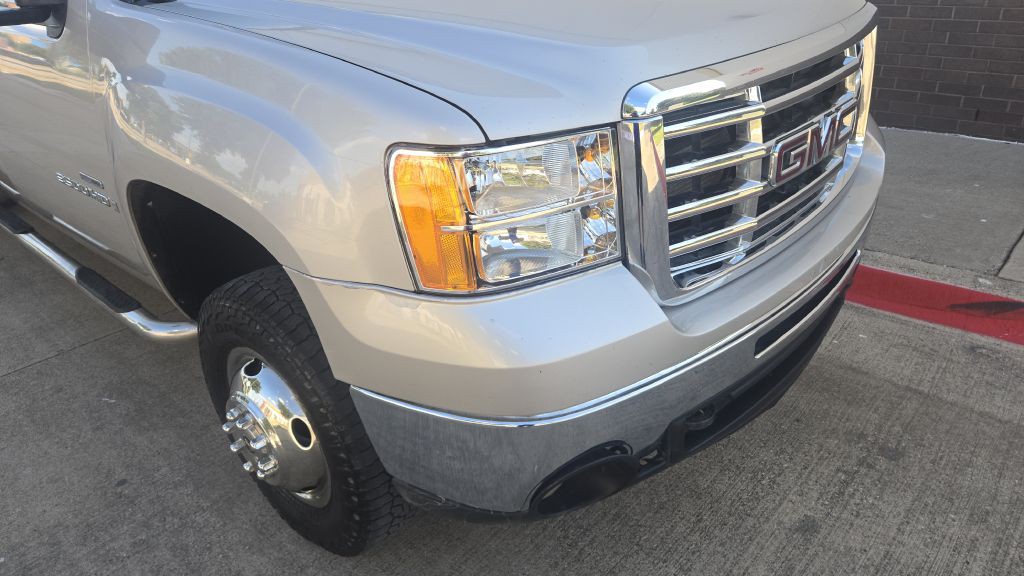 2007 GMC Sierra Image 12