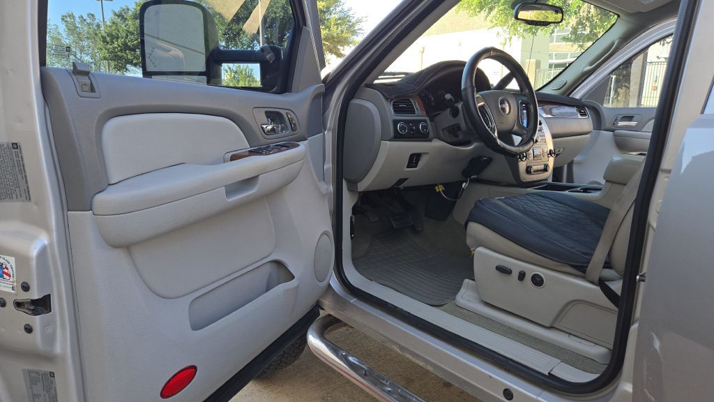 2007 GMC Sierra Image 28