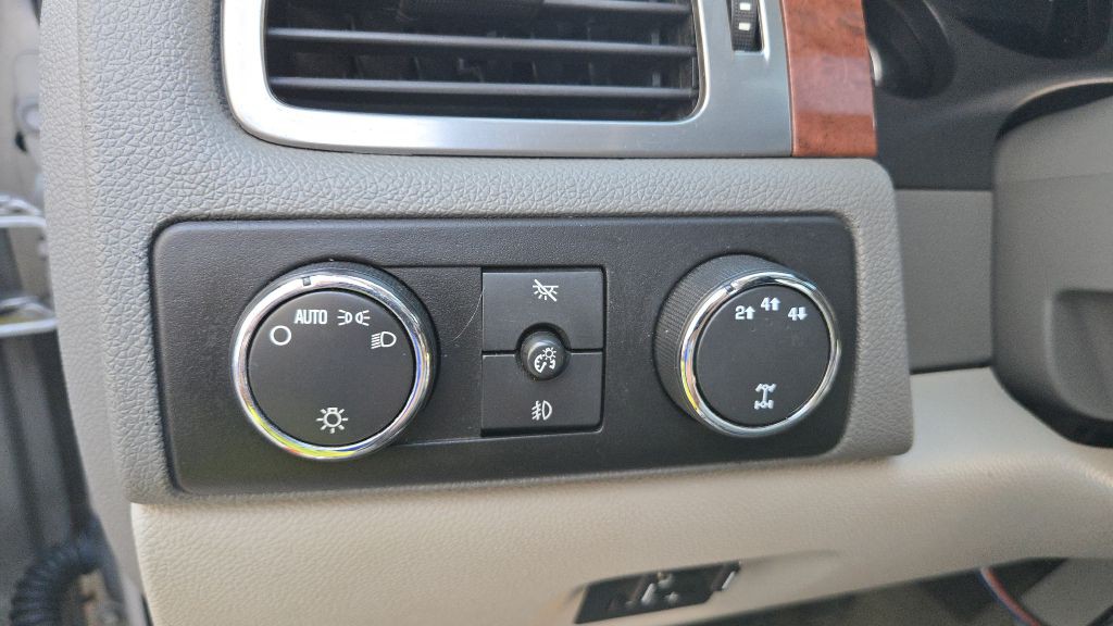 2007 GMC Sierra Image 38