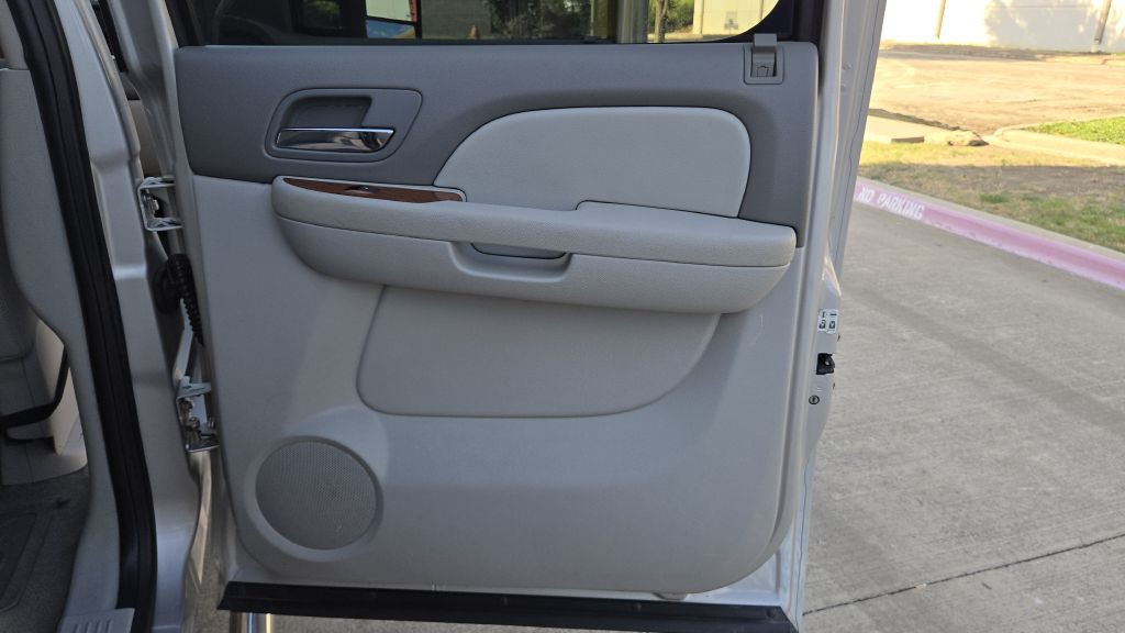 2007 GMC Sierra Image 68