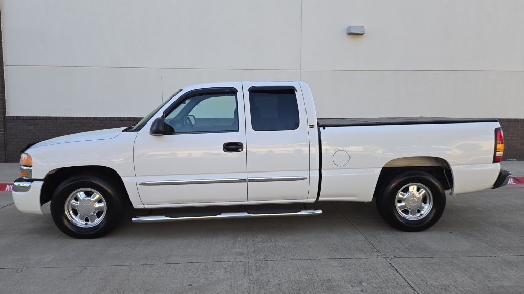 2003 GMC Sierra Image 3